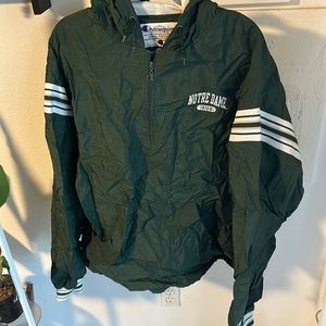 Notre Dame fighting Irish pull over windbreaker. Size XL